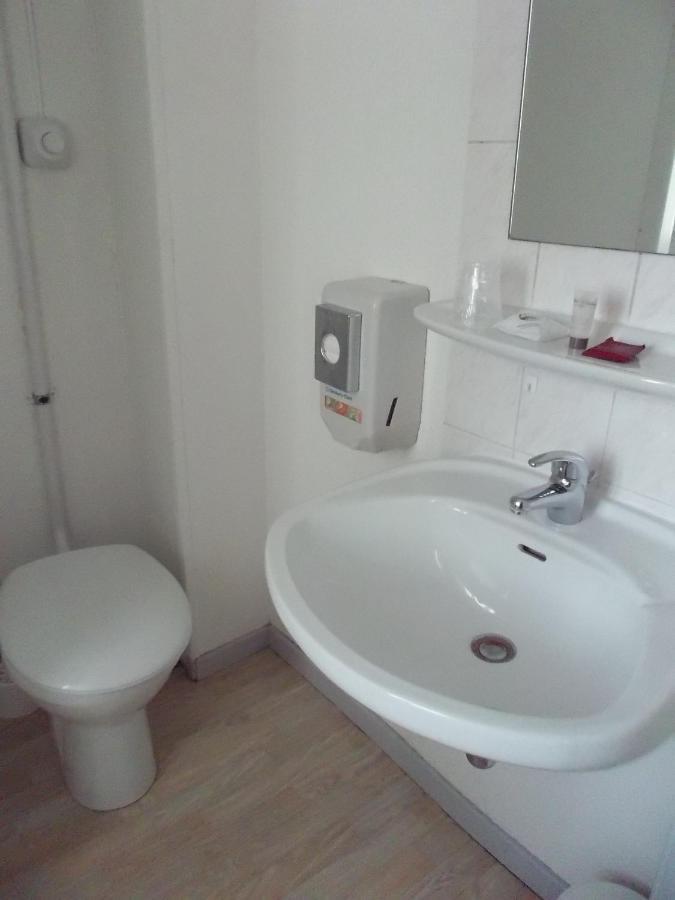 Hotel De La Grotte Aix-les-Bains Ngoại thất bức ảnh