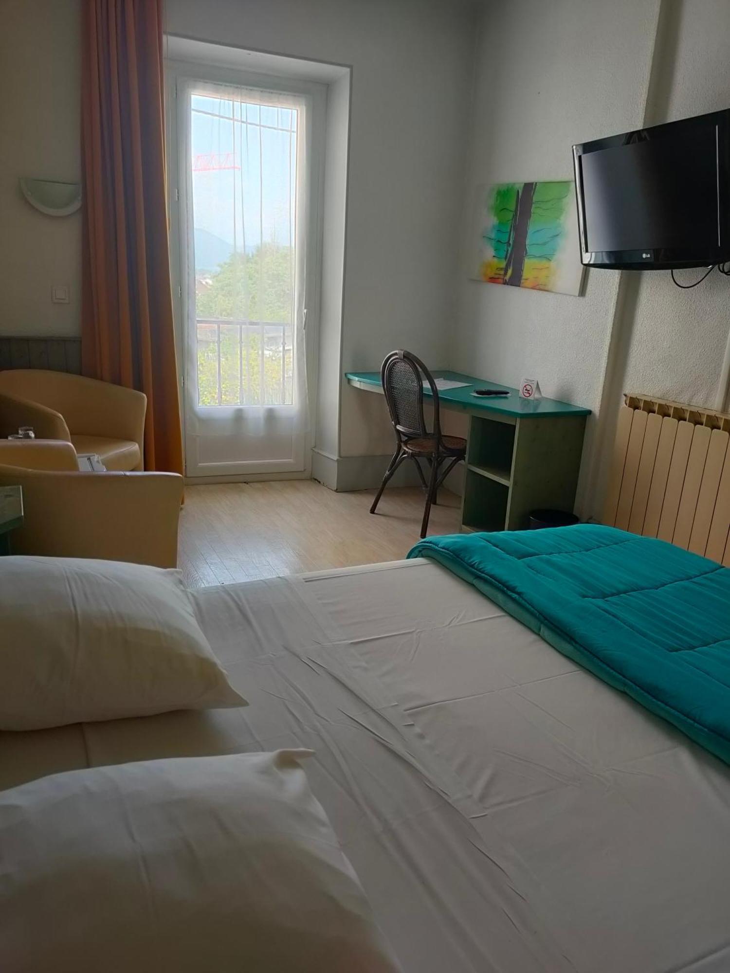 Hotel De La Grotte Aix-les-Bains Ngoại thất bức ảnh