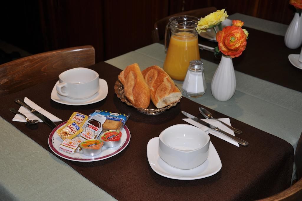 Hotel De La Grotte Aix-les-Bains Ngoại thất bức ảnh